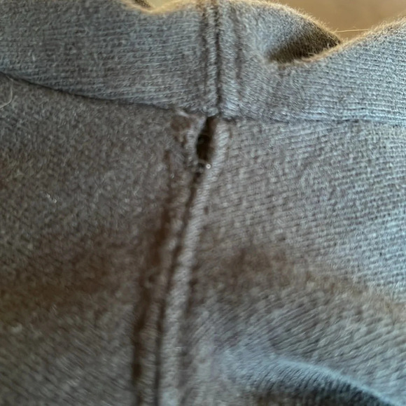 OBEY Graphic Logo Long Sleeve Hoodie Sweatshirt Black Kangaroo Pocket *As Is* M - Picture 9 of 12